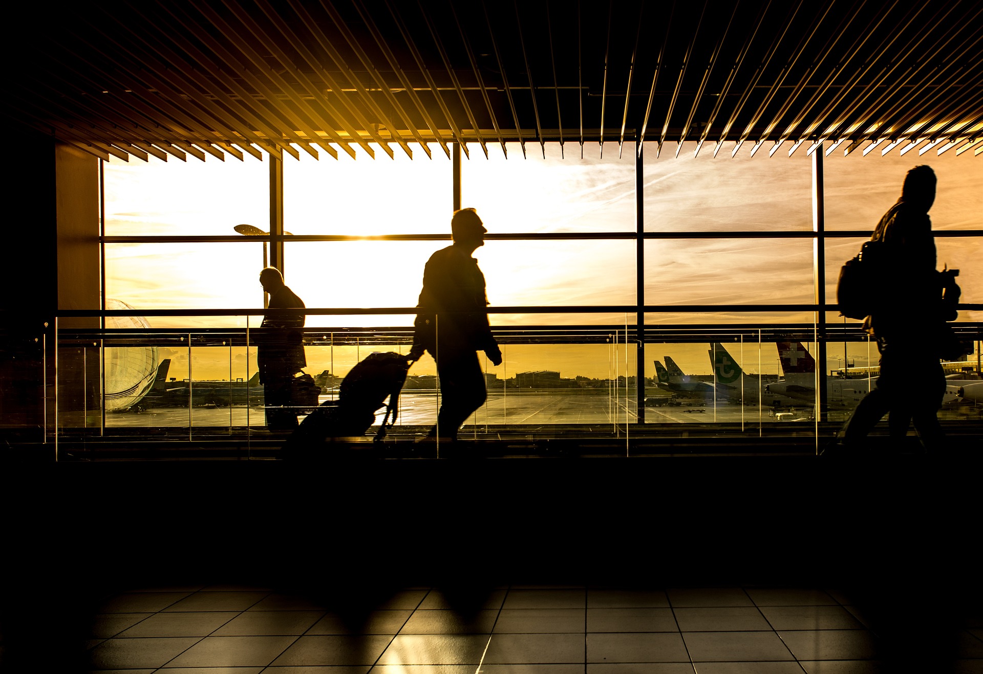 8 consejos que tienes que conocer antes de coger un avión